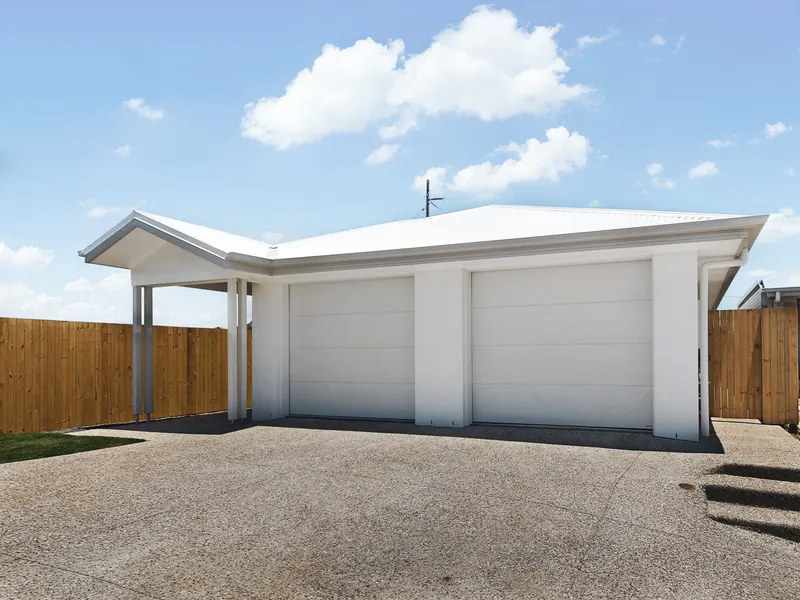 Discover Your Ideal Home in Logan Reserve!