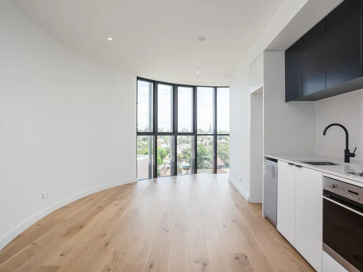 Fabulous Modern Studio with Views