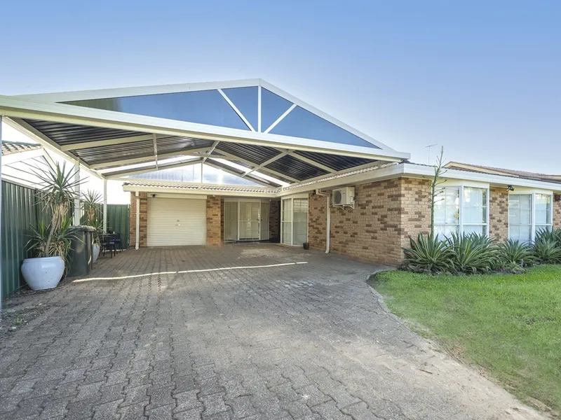 RENOVATED IMMACULATELY THROUGHOUT!