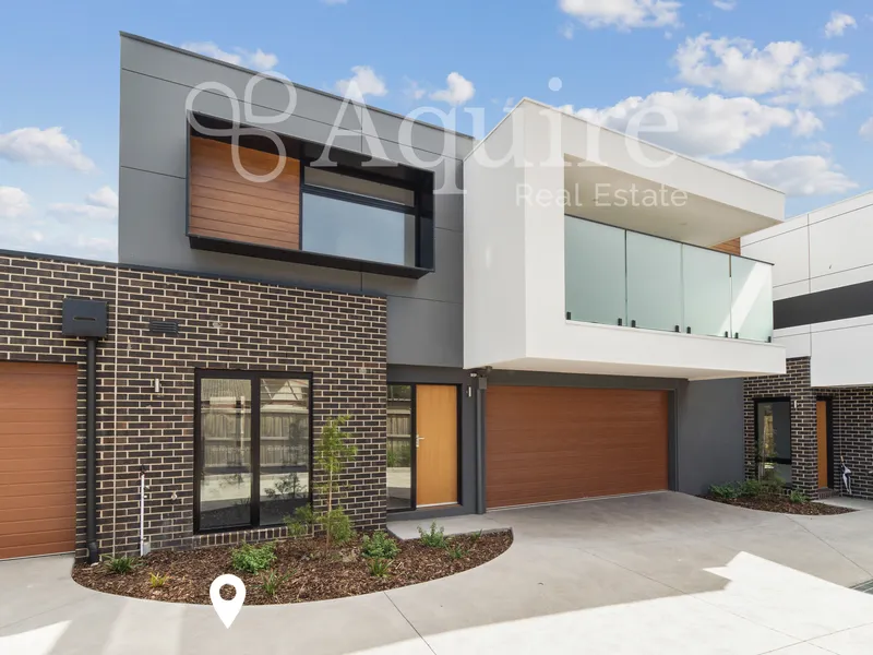 ***Brand NEW ~ 3 Bdrms ~ 2.5 Bath ~ 2 Living ~ Dbl Garage ~ Walk to Park and Shops