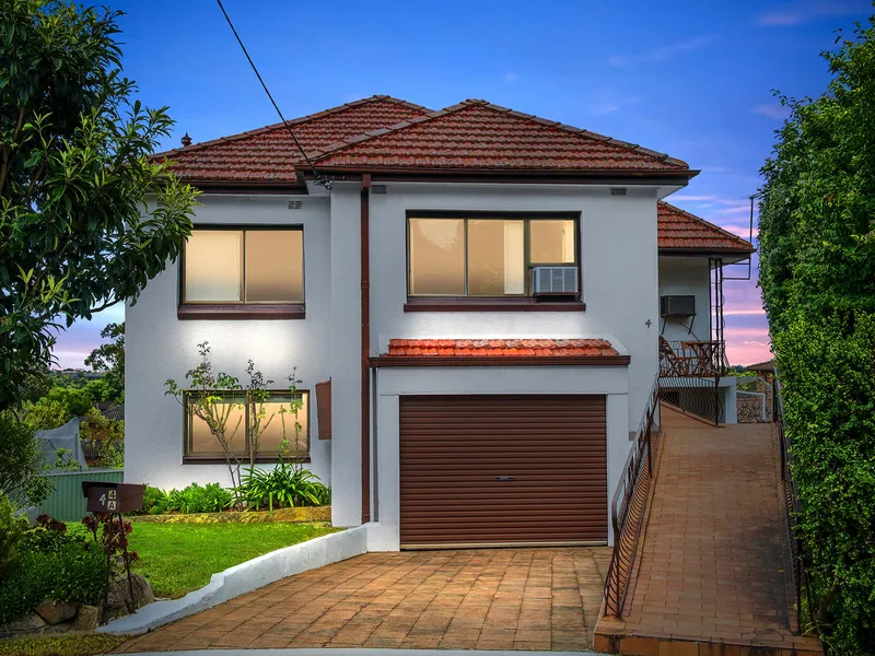 Get Ready : DECEASED ESTATE. DOUBLE BRICK FAMILY HOME IN PICTURESQUE CROYDON PARK CUL-DE-SAC