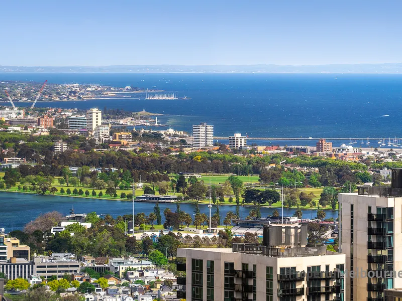 High Rise, Extra Large 1BR in Freshwater Place