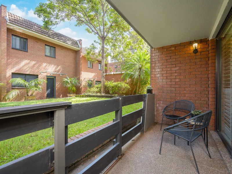 PADDINGTON/CENTENNIAL PARK 2BED 1BATH PARKING WIFI AIRCON F/F APT. 