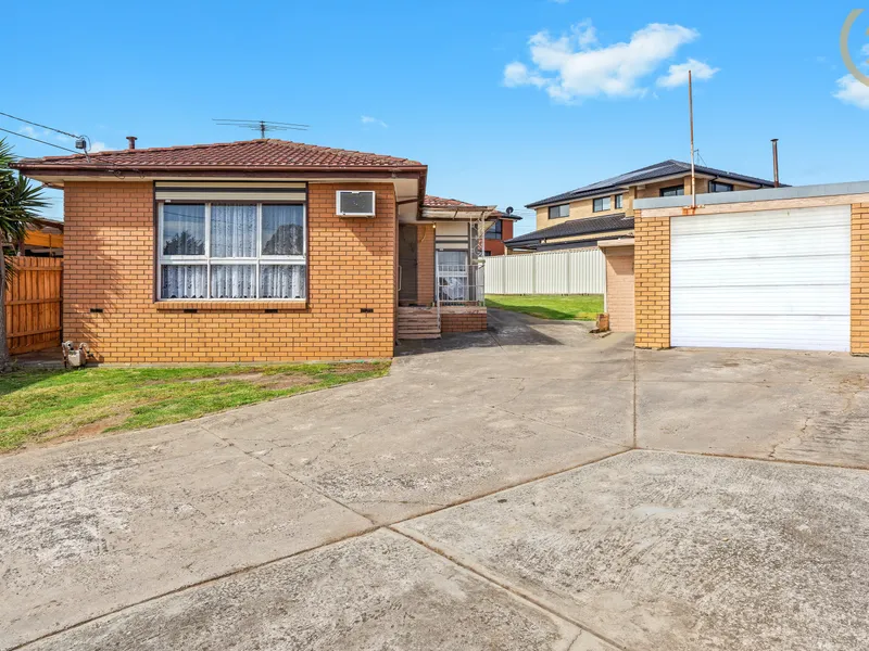 CLASSIC BV HOUSE, LARGE 628SQM LAND, IN A QUIET COURT! 