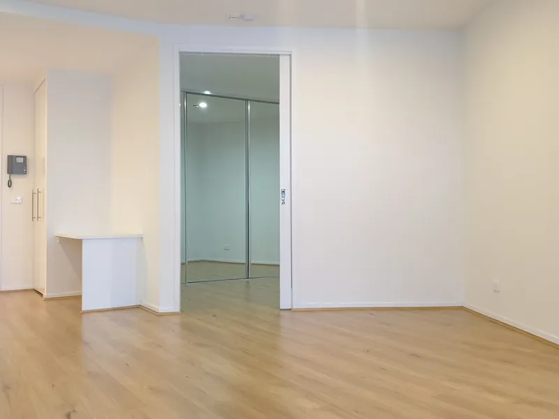 NEW Paint, NEW Floorboards, LARGER type