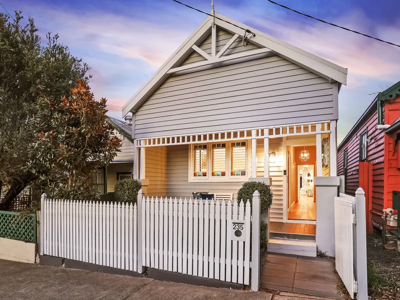 A fresh Leichhardt Lifestyle in a Light Filled Family Haven