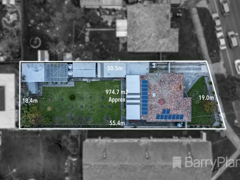 975m2 (APPROX.) OF PURE POTENTIAL IN CENTRAL NOBLE PARK!