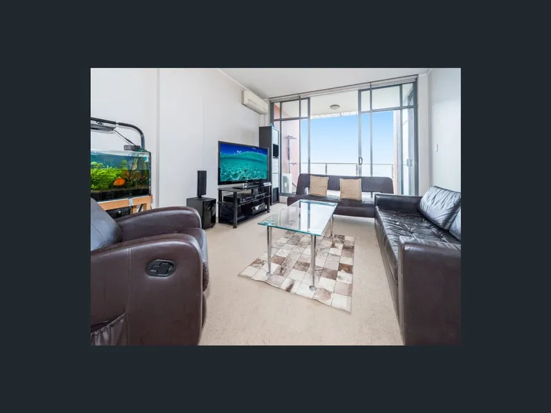 SEMI PENTHOUSE 2  BEDROOM APARTMENT