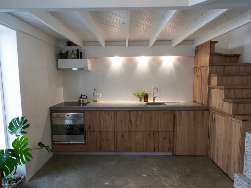 QUAINT STUDIO IN THE HEART OF FREMANTLE