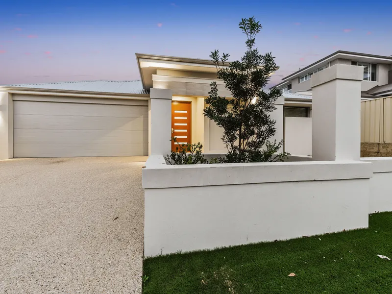 SOLD WITH KENNY YU!!