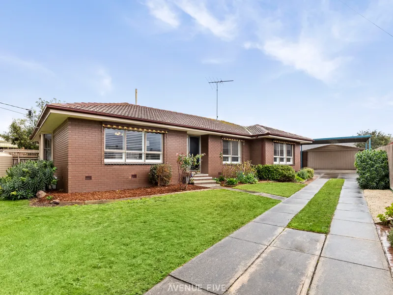 Quiet court location on approximately 1020m2