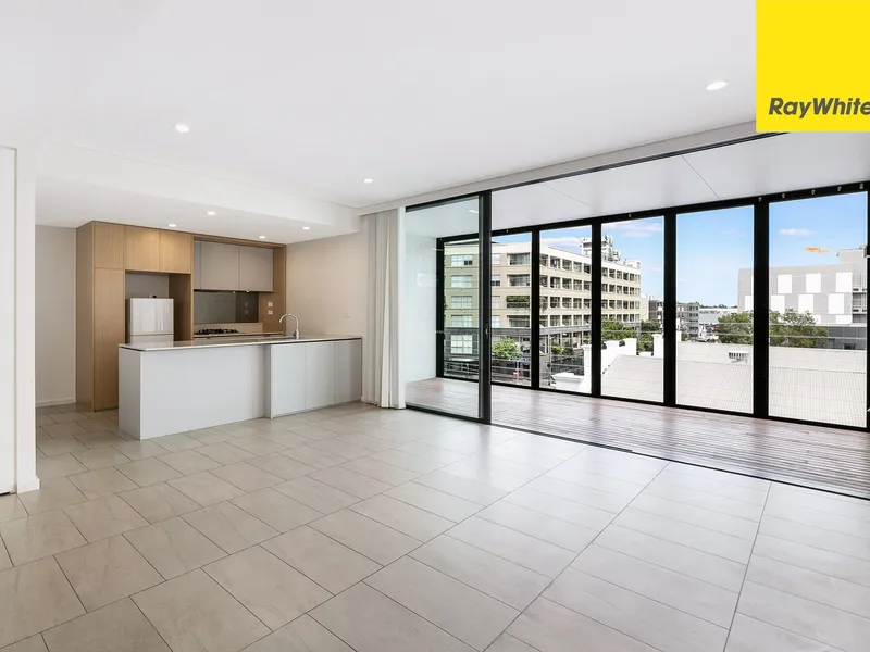 URBAN - Townhouse Style Apartment with Views