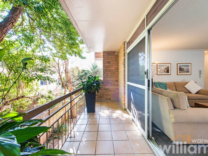 Style and Space in a Bayside Address