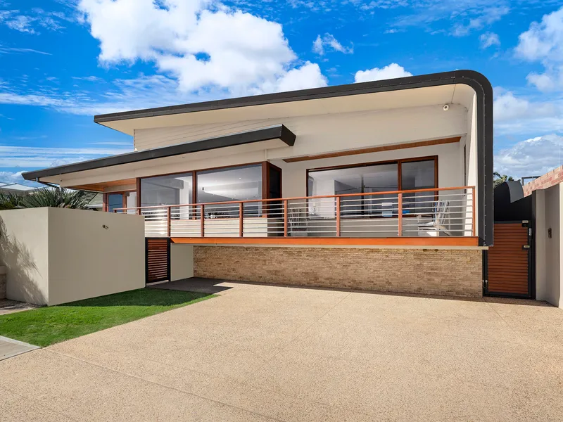PRESENTING ONE OF GERALDTON'S FINEST, IN AN UNBEATABLE LOCATION.