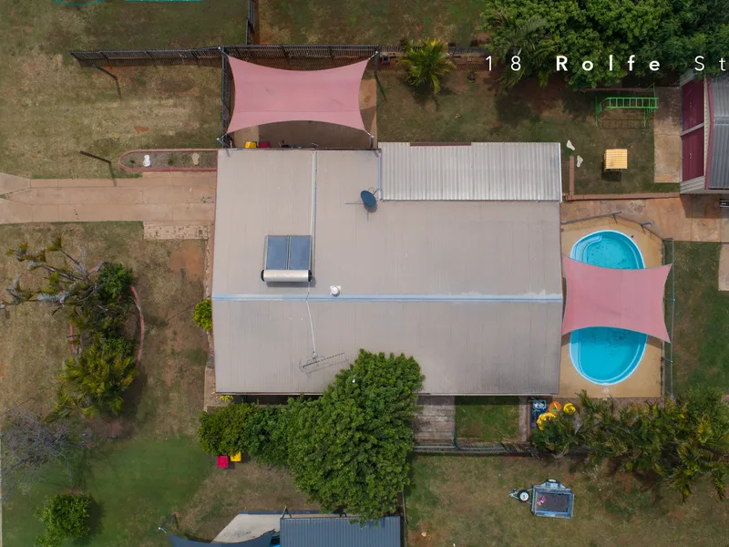 BEAUTIFUL 4 BEDROOM HOME ON A 800m2 BLOCK WITH SPARKLING IN-GROUND POOL AND DOUBLE BAY SHED! 