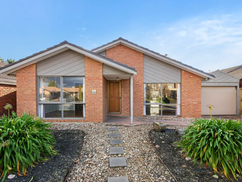 Modern Comfort in Riverside