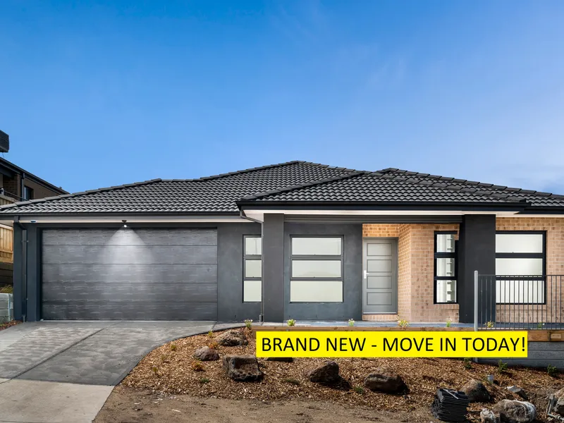 BRAND NEW, MOVE IN TODAY!!