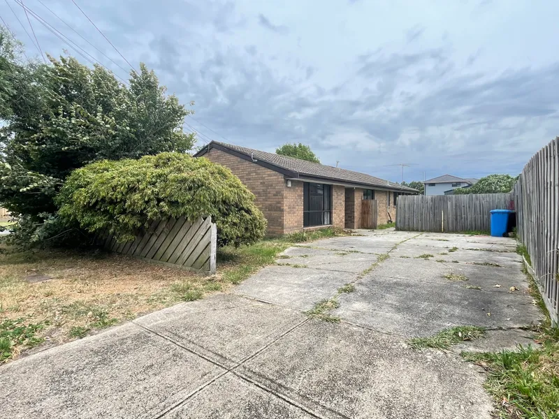 Great Value! Huge Back Yard!