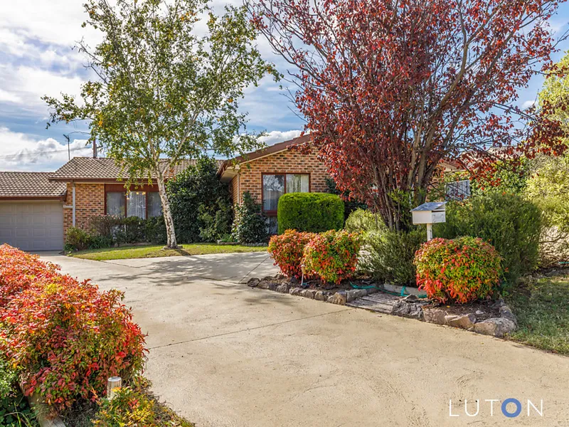 Beautiful 4 Bedroom Family home Located in the heart of Monash 