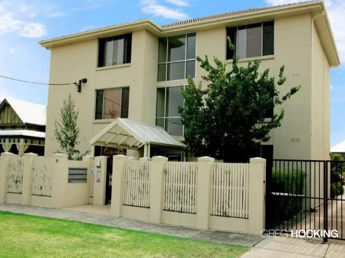 YARRAVILLE VILLAGE LOCATION