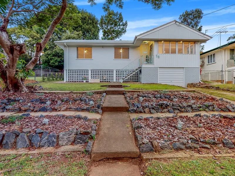 Charming 3 Bedroom Home in Keperra!