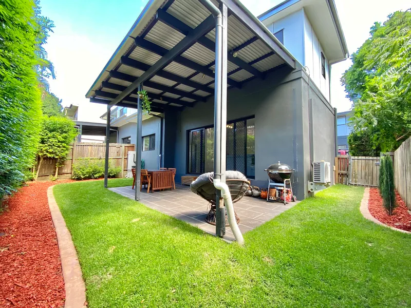 BEST BUY IN MOOROOKA