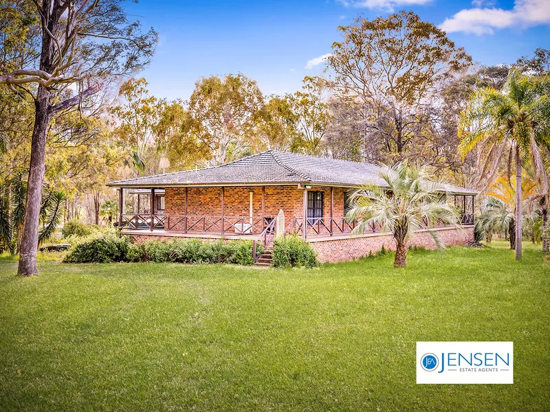 Are you looking for a large Family home ?