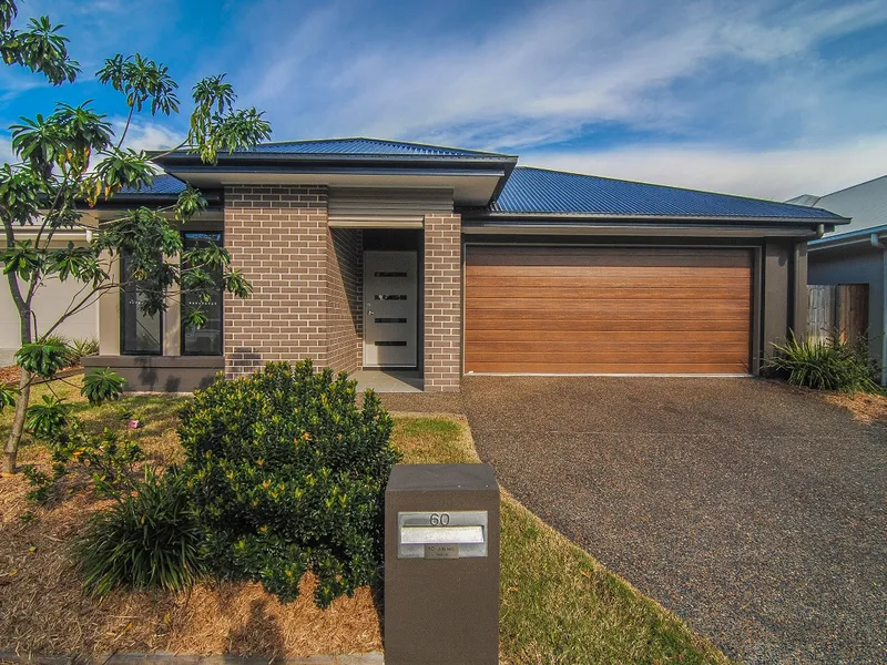 Family home in popular River Stone Crossing
