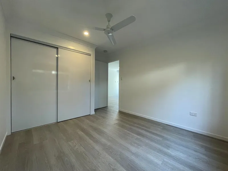 New 2 bedroom apartment