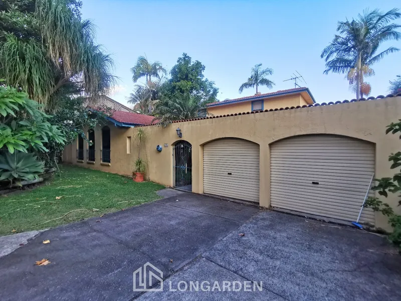 Welcome to This Spacious Family Home!