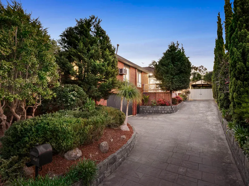 Elevated Family Lifestyle on 628m2 (approx.)