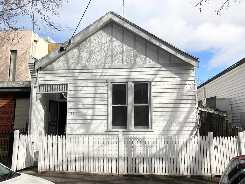 Recently renovated 3 Bedroom House With Granny Flat out back!