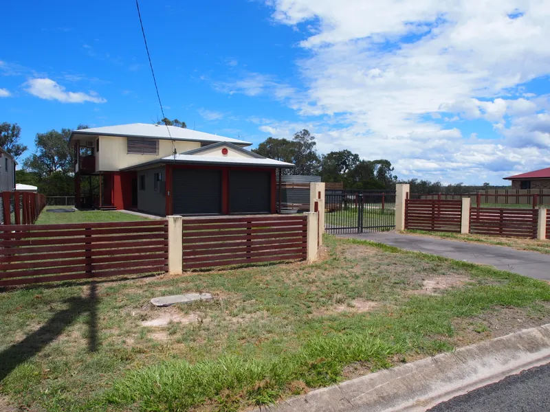 LIVING ON THE RIVERS EDGE