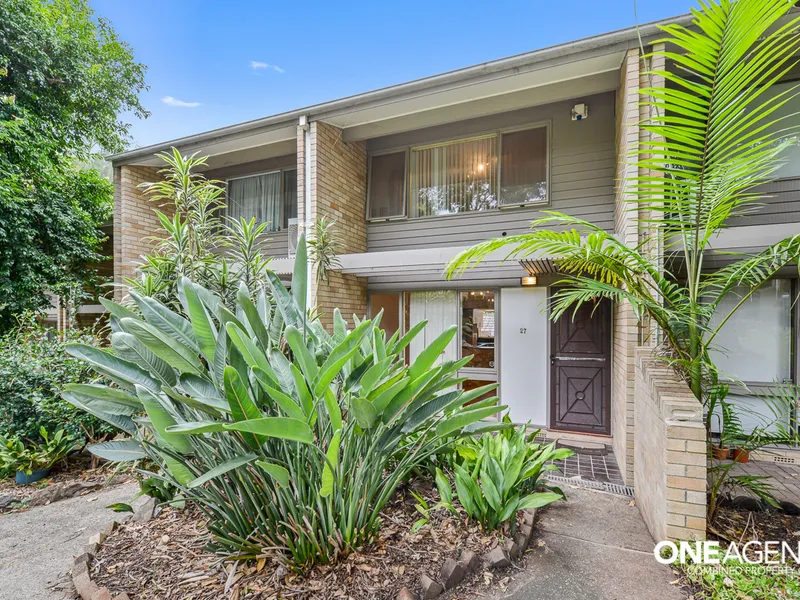 RESORT STYLE LIVING IN THE HEART OF THE INNER WEST!
