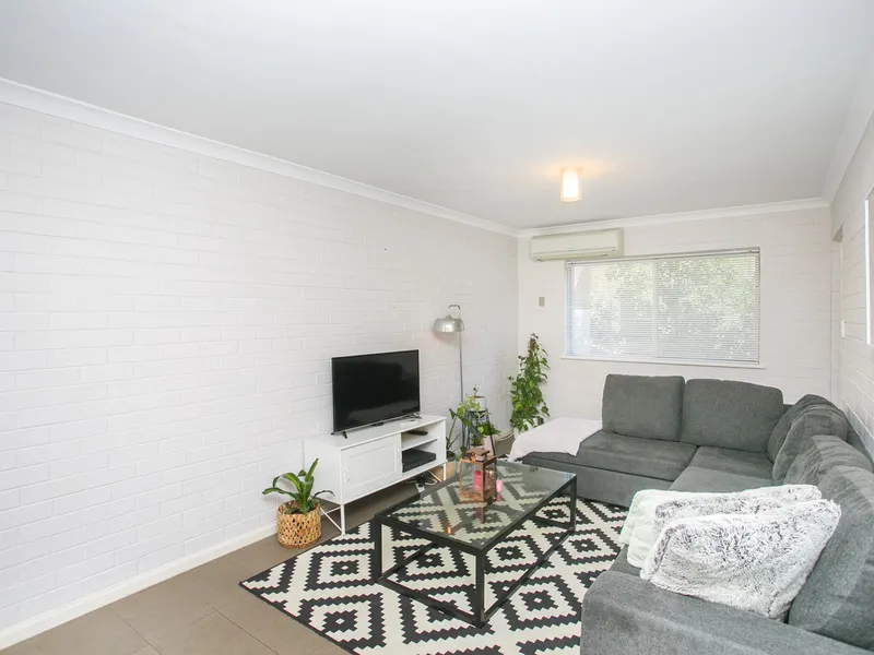Awesome Abode on Albert !