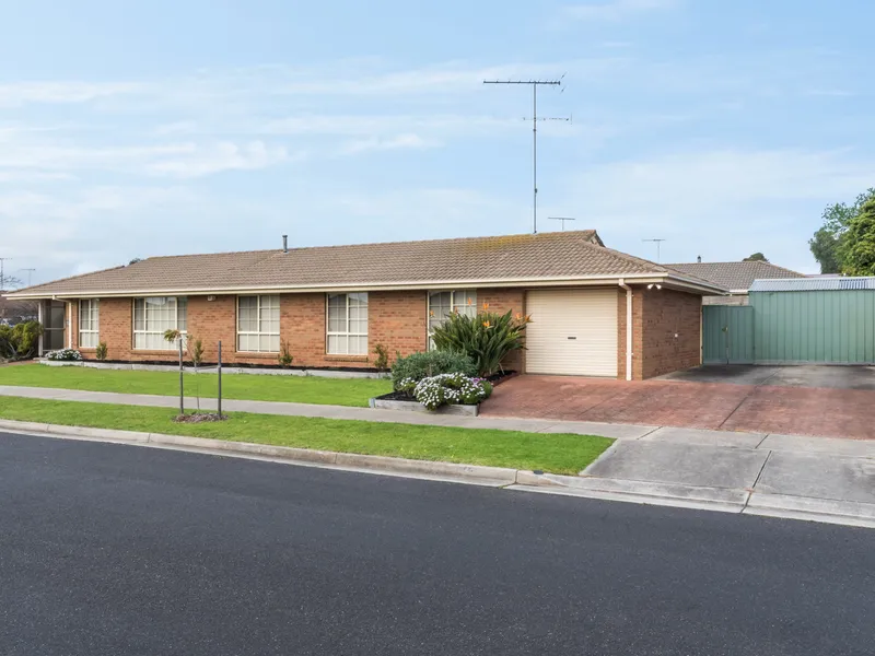 A Complete Family Home On a Large Corner Block!