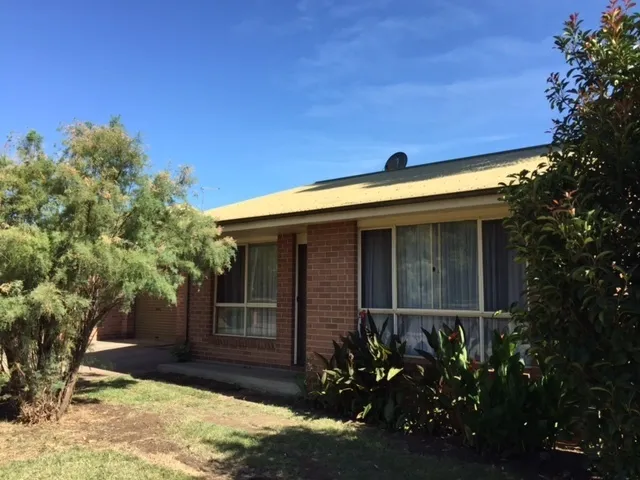 2 Bedroom Unit close to Scone centre and hospital
