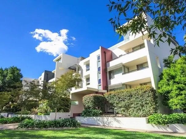 Updated Elevated Ground Floor Apartment - A Must to Inspect!