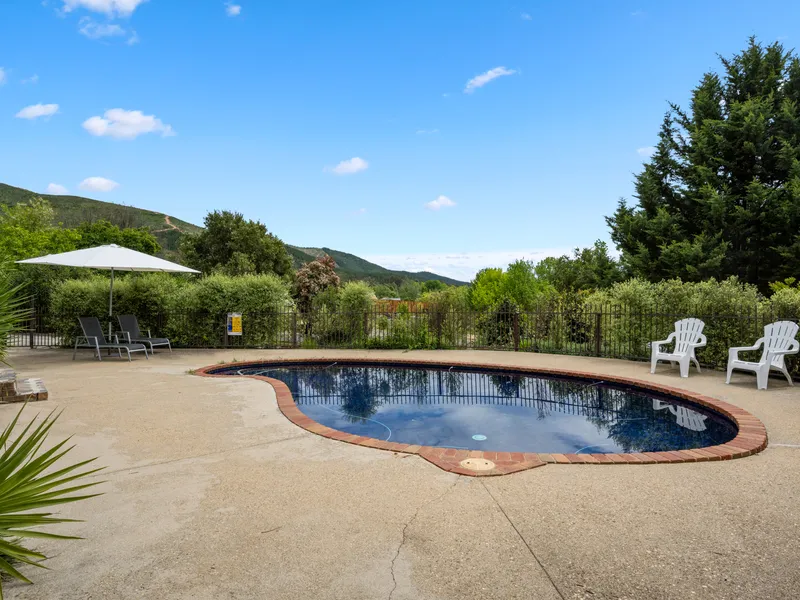 SPECTACULAR VIEWS IN A COURT LOCATION