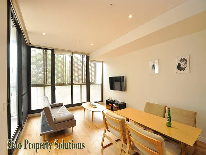 Fully furnished Resort Style Executive Living with Study!
