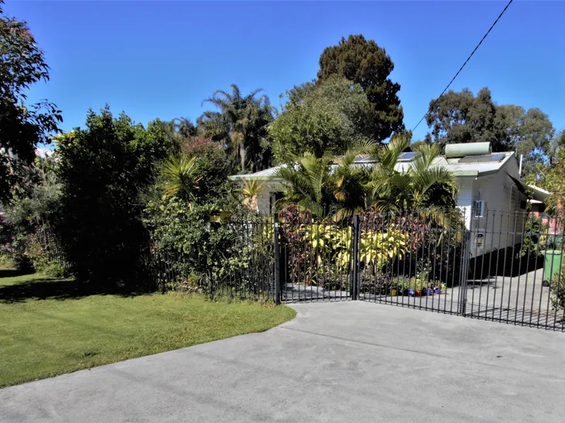 SAFEST  PLACE ON THE EARTH TO LIVE!!