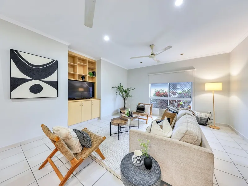 Spacious Ground Level Unit- Great Location!