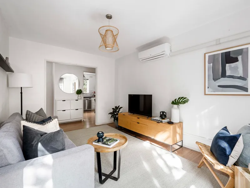 Boasting Convenience, Comfort & Light