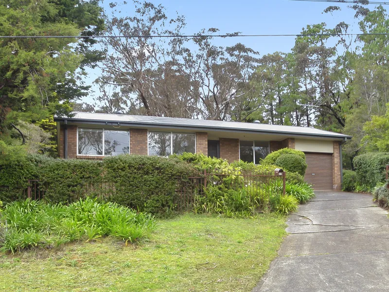 Spacious & Quiet Three Bedroom Home!