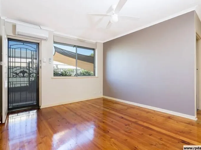 single storey unit , robes, solar panels, enclosed yard