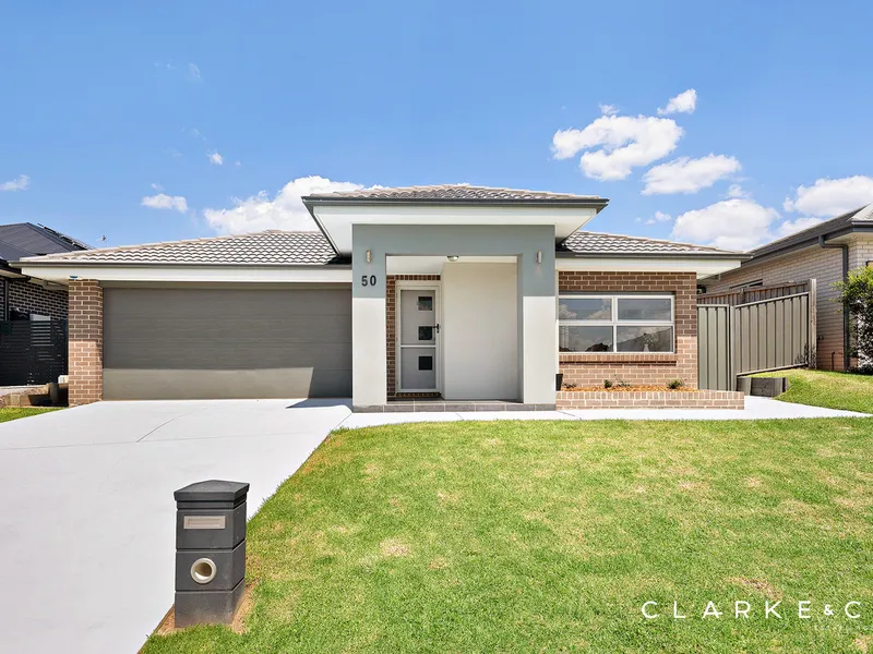 AMAZING FAMILY HOME!