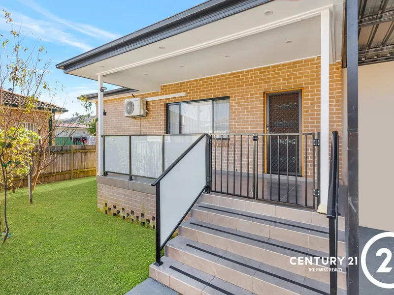 Near New Two Bedroom Granny Flat