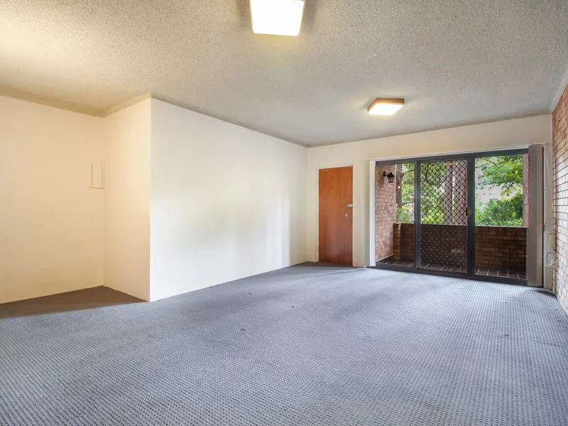 Well-Maintained Two-Bedroom Unit