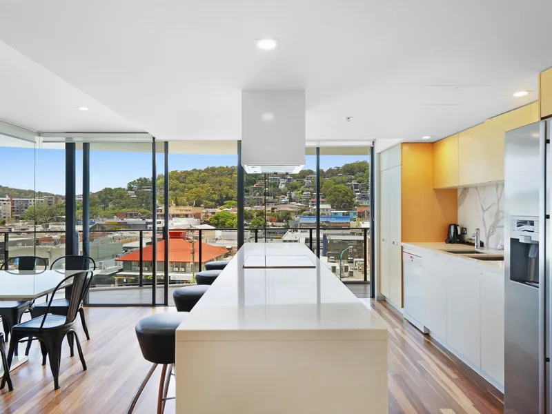 AMBIENCE ON BURLEIGH