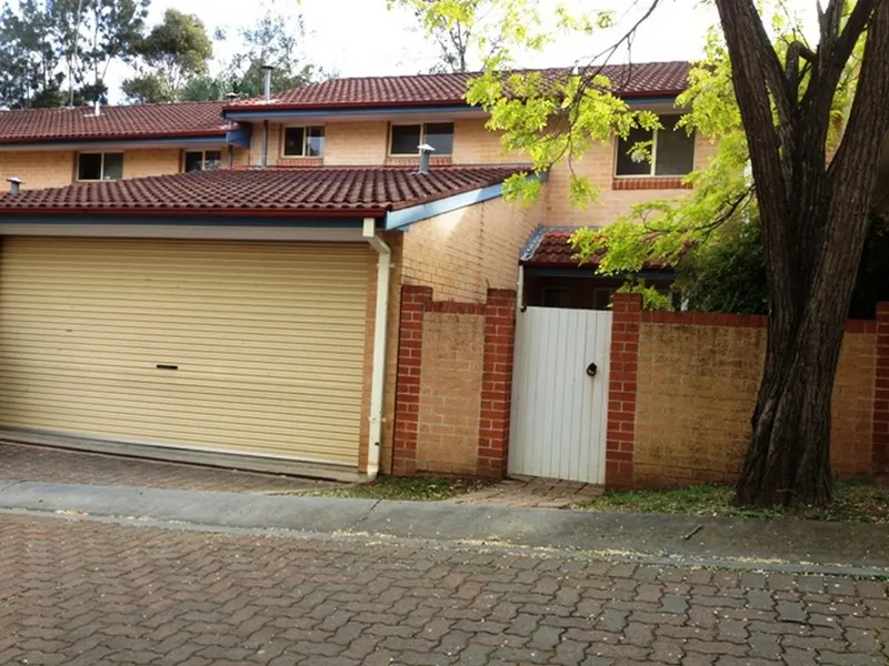 Three Bedroom Townhouse in Central Castle Hill